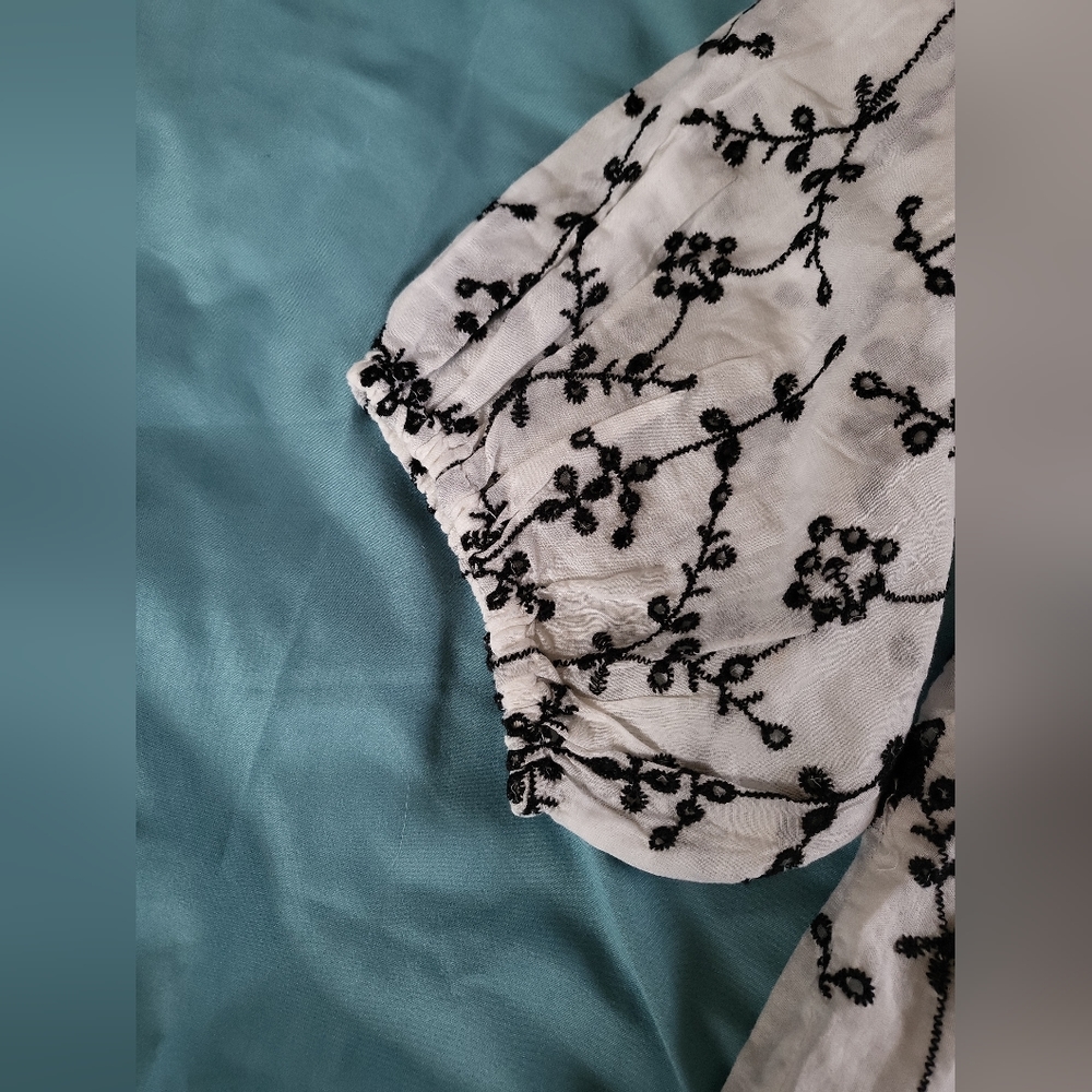 Embroidered Sfera Shirt - Picture 3 of 7